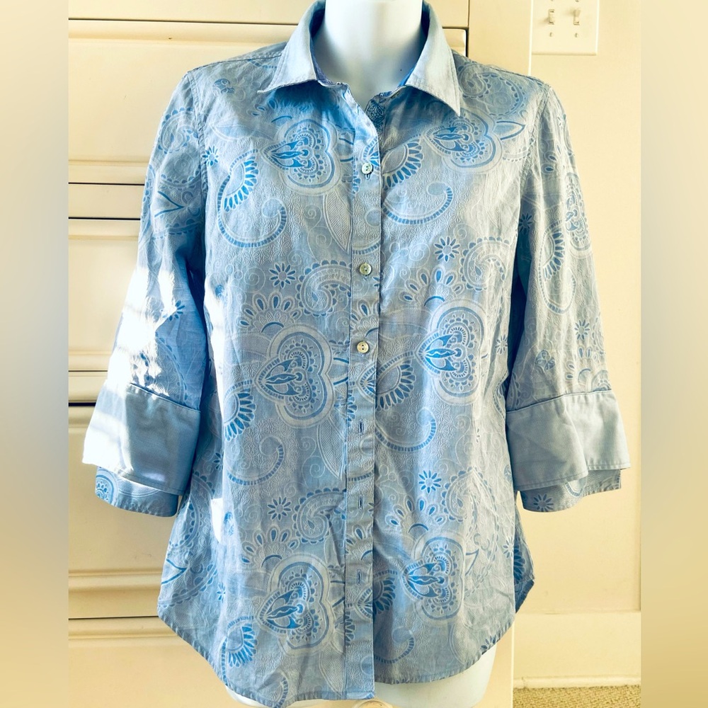 Robert Graham light blue cotton blouse- 3/4 sleeve